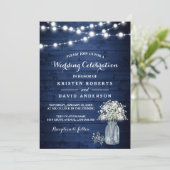Rustikales Gipskraut Lights Navy Blue Wedding Einladung (Stehend Vorderseite)