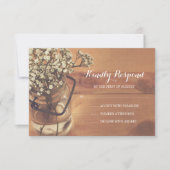 Rustikales Gipskraut Mason Jar Wood Wedding RSVP (Vorderseite)