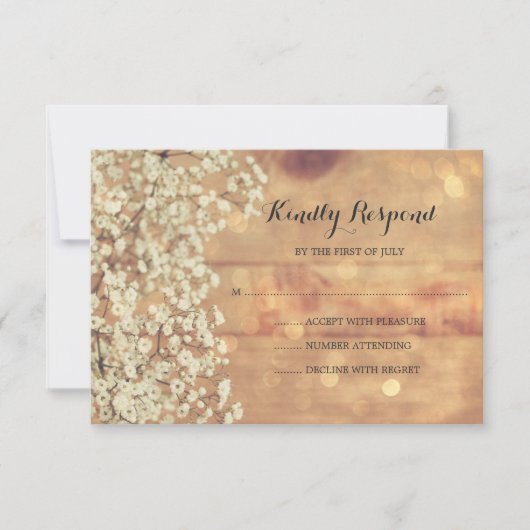 Rustikales Gipskraut Wood Wedding RSVP Karte (Vorderseite)