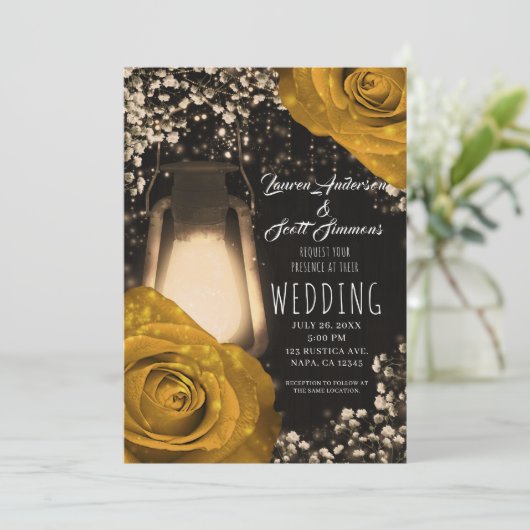 Rustikales Glow Lantern Mustard Gelb Roses Hochzei Einladung (Stehend Vorderseite)