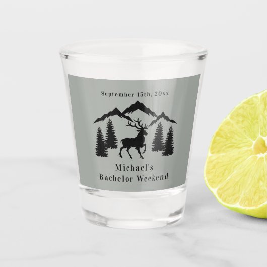 Rustikales graues Buck Jagen Bachelor Weekend Schnapsglas (Vorderseite)