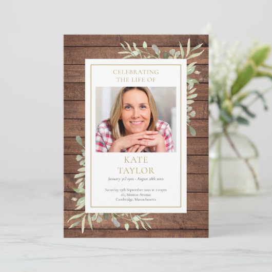 Rustikales Grünbeerdigungsprogramm Einladung (Stehend Vorderseite)