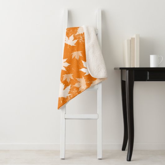 Rustikales Herbst-Herbstlaub-Muster Sherpadecke (Beispiel)