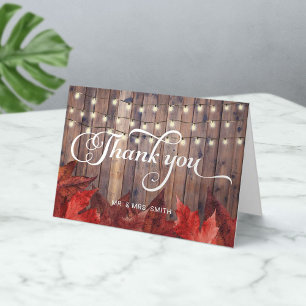 Rustikales Herbst Hochzeitrotes Blätter & Streiche Dankeskarte