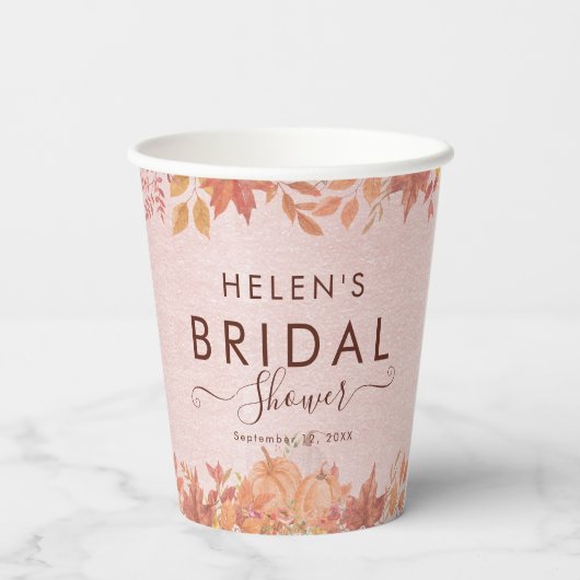 Rustikales Herbstkürbis-Brautparty Pappbecher (Rückseite)