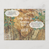 Rustikales Herz in Bäumen Save the Date Ankündigungspostkarte (Rückseite)