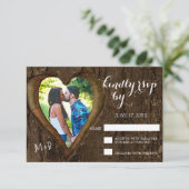 Rustikales Herz mit Ihrem Foto RSVP Card Karte (Stehend Vorderseite)