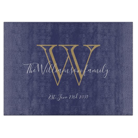 Rustikales Hochzeitsgeschenk Monogram + Name Blau Schneidebrett (Vorderseite)