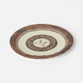 Rustikales Hochzeitsherz-Monogramm im Dunkelwalnus Pappteller (Schrägansicht)