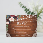 Rustikales Hochzeitsholz Burgund Blauer UAWG RSVP Karte (Stehend Vorderseite)