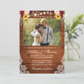Rustikales Hochzeitsholz-Foto Einladung (Stehend Vorderseite)