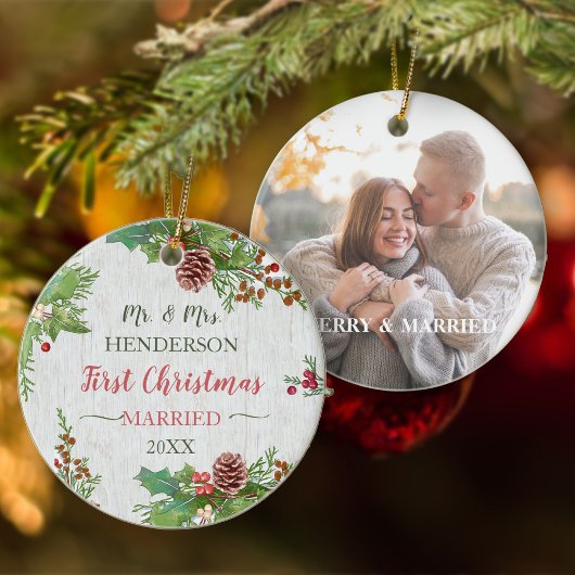 Rustikales Holly Pine Newlyweds zweiseitiges Custo Ornament