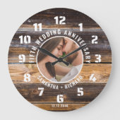 Rustikales Holz 5. Hochzeitstag Foto Große Wanduhr (Vorderseite)