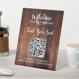 Rustikales Holz botanischer QR Code Hochzeitssitze Sockelschild