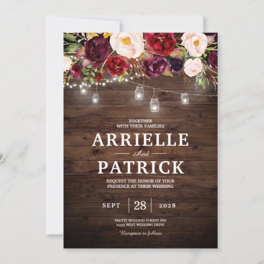 Rustikales Holz-Burgund-Blumenleuchten Einladung (Vorderseite)
