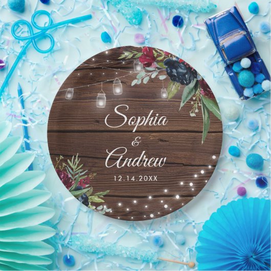 Rustikales Holz Burgund Blumenleuchten Hochzeit Pappteller (Party)