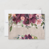 Rustikales Holz Burgund & Pinks Boho Floral Lights RSVP Karte (Rückseite)