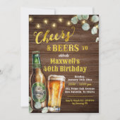Rustikales Holz Cheers & Bers Erwachsener Geburtst Einladung (Vorderseite)
