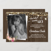 Rustikales Holz Custom Foto Blumenfrauen Geburtsta Einladung (Vorne/Hinten)