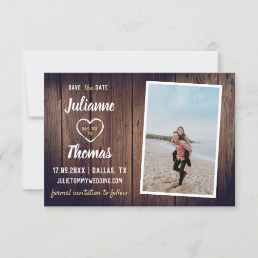 Rustikales Holz Custom Foto Elegante Hochzeit Save The Date (Vorderseite)