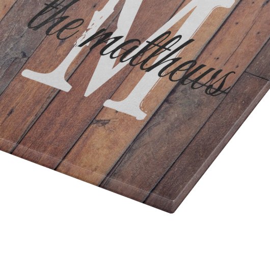 Rustikales Holz Eichenholz Bauernhof Land Monogram Schneidebrett (Ecke)