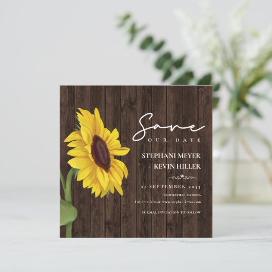 Rustikales Holz Einfache Sonnenblume Hochzeit Save The Date (Stehend Vorderseite)