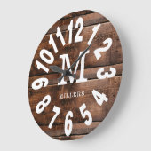 Rustikales Holz fett Zahlen Familienname Monogram Große Wanduhr (Winkel)