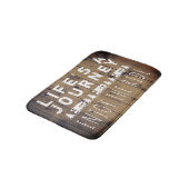 Rustikales Holz genießt das Fahrt-RV-Camper-Zitat Badematte (Schrägansicht)