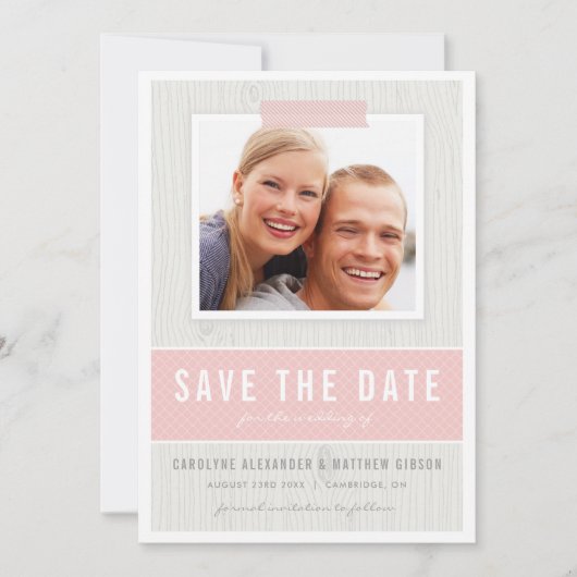 Rustikales Holz-Kornmuster Pink-Foto Save the Date (Vorderseite)