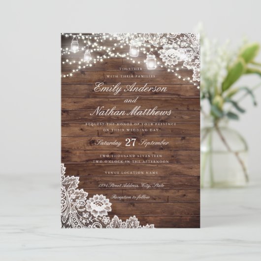 Rustikales Holz Lace Mason Jar String Lights Hochz Einladung (Stehend Vorderseite)