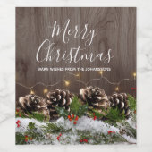 Rustikales Holz Land Pines Lights & Schnee Weihnac Weinetikett (Einzelnes Label)