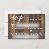 Rustikales Holz Lässig mit Song Request Wedding RSVP Karte (Vorderseite)