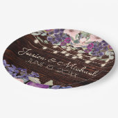 Rustikales Holz Lila Blumenzwiebellichter Hochzeit Pappteller (Schrägansicht)