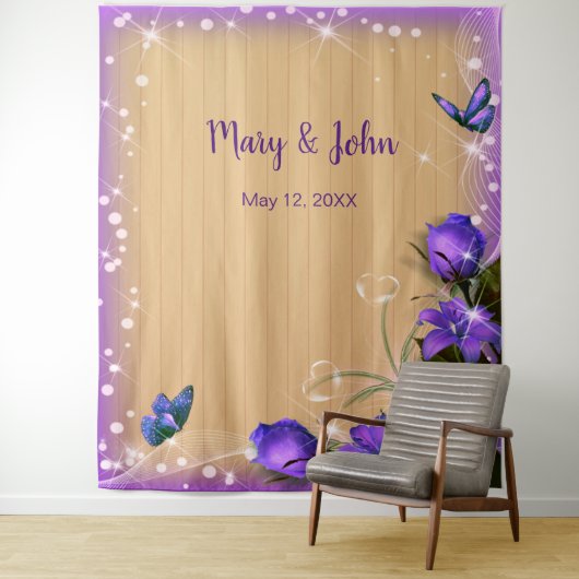 Rustikales Holz, Lila Blütenschmetterlinge Wandteppich (Beispiel)