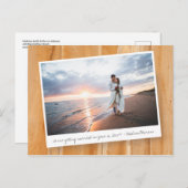 Rustikales Holz mit Fotovorlage | Save The Date Postkarte (Vorne/Hinten)