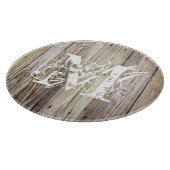 Rustikales Holz Mit Monogramm Schneidebrett (Ecke)