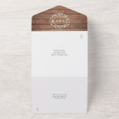 Rustikales Holz Monogram Grüne Blumenzange All In One Einladung (Außenbereich)