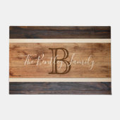 Rustikales Holz Monogram Stripdesign Fußmatte (Vorderseite)