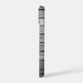 Rustikales Holz Monogramm iPhone 15 Hülle (Linke Seite)