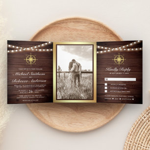 Rustikales Holz Nautic Gold Compass Wedding Dreifach Gefaltete Einladung