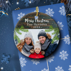 Rustikales Holz Pine Frohe Weihnachtsfamilie Foto Keramik Ornament