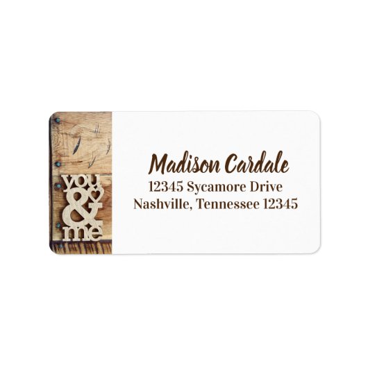 Rustikales Holz Sie und ich Hochzeit Rücksendeadre Adressaufkleber (Vorne)