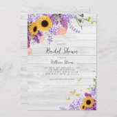 Rustikales Holz Sonnenblumen Lilac Floral Brautpar Einladung (Vorne/Hinten)