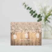 Rustikales Holz Spitzen & Lighted Mason Jar Save t Ankündigungspostkarte (Stehend Vorderseite)