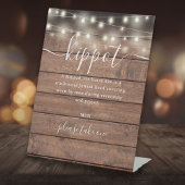 Rustikales Holz strahlt jüdische Hochzeit Kippot Y Sockelschild