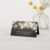 Rustikales Holz String Lights Boho Greenerity Wedd Platzkarte (Rückseite)