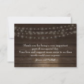 Rustikales Holz String Lights Foto Hochzeit Vielen Dankeskarte (Rückseite)