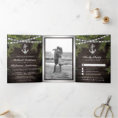 Rustikales Holz Tropenpalme Blätter Hochzeit Ancho Dreifach Gefaltete Einladung (Innenseite)