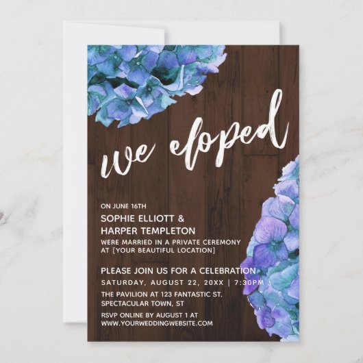 Rustikales Holz und blaues Hydrangea haben wir ent Einladung (Vorderseite)