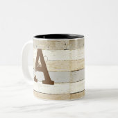Rustikales Holz und Buchstabe Zweifarbige Tasse (Vorderseite Links)